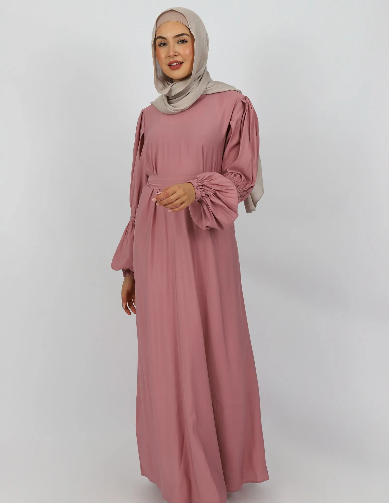 Escape Detailed Sleeve Maxi Dress