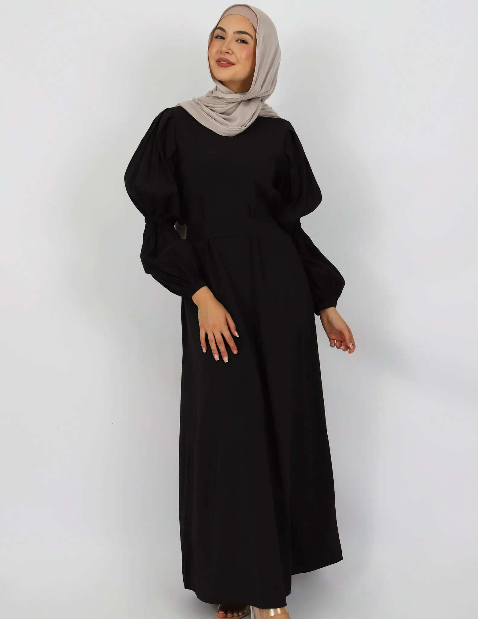 Escape Detailed Sleeve Maxi Dress