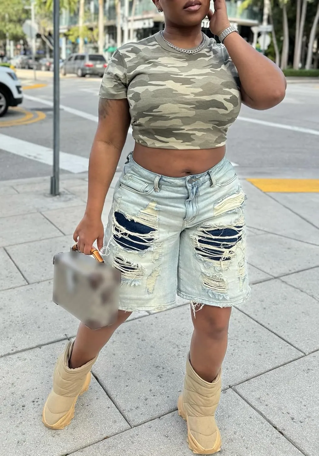 LETSVDO Womens Baggy Ripped Denim Shorts High Waist Straight Wide Leg Distressed Y2k Casual Bermuda Cargo Jean Shorts