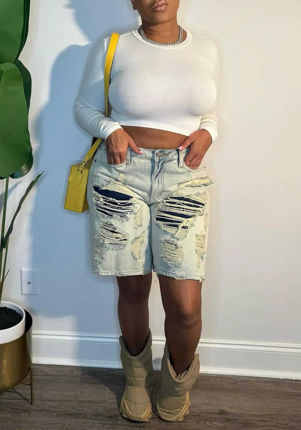 LETSVDO Womens Baggy Ripped Denim Shorts High Waist Straight Wide Leg Distressed Y2k Casual Bermuda Cargo Jean Shorts
